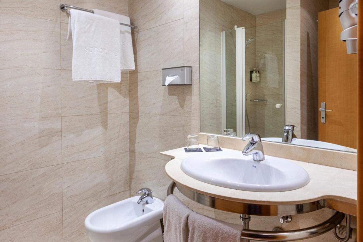 Hotel Sb Express Madrid Norte San Sebastian de los Reyes Exterior photo
