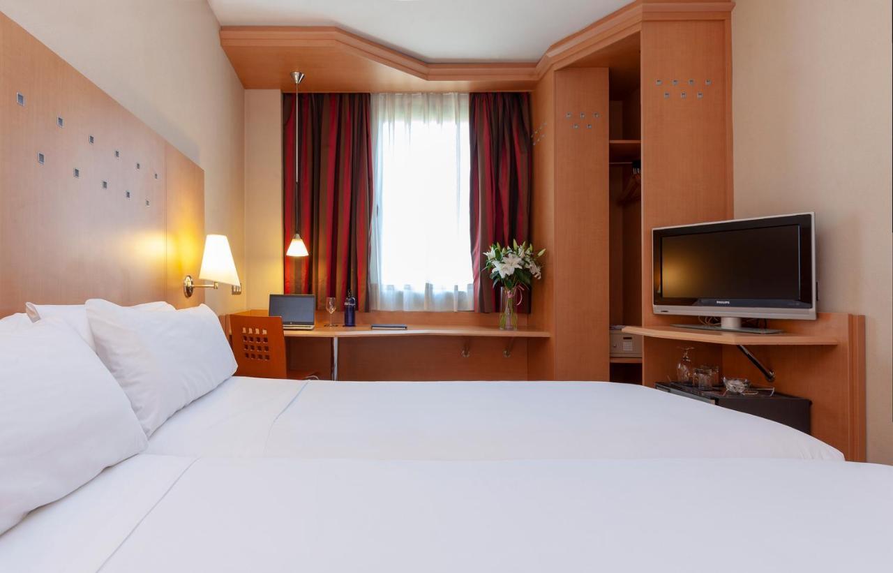 Hotel Sb Express Madrid Norte San Sebastian de los Reyes Exterior photo